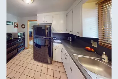 4825 Gardendale Avenue NE, Canton, OH 44714 - Photo 13
