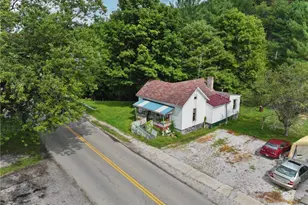 301 E Main St, Jewett, OH 43986 - Photo 5