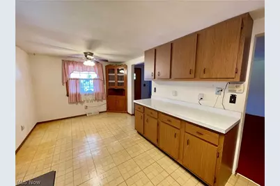 607 Jefferson Street, Toronto, OH 43964 - Photo 13