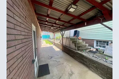607 Jefferson Street, Toronto, OH 43964 - Photo 3
