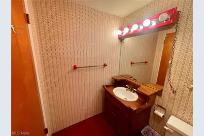 607 Jefferson Street, Toronto, OH 43964 - Photo 23