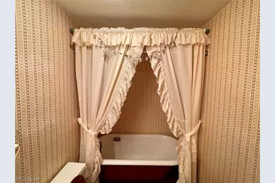 607 Jefferson Street, Toronto, OH 43964 - Photo 25