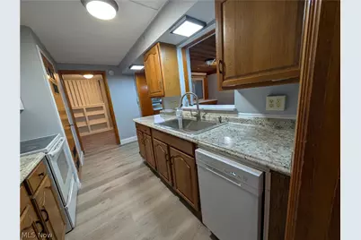 647 Longmere Drive, Kent, OH 44240 - Photo 23