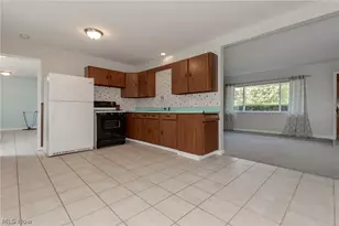 9197 Shepard Rd, Macedonia, OH 44056 - Photo 7