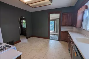 616 East Ave, Elyria, OH 44035 - Photo 11
