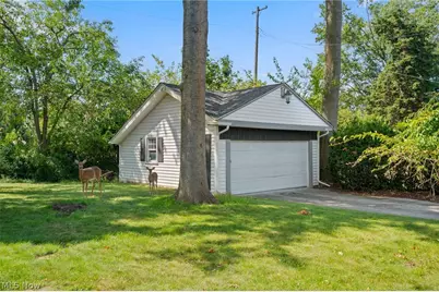 1440 Lewis Drive, Oakwood, OH 44107 - Photo 7
