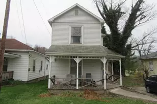 465 Stewart St, Zanesville, OH 43701 - Photo 1