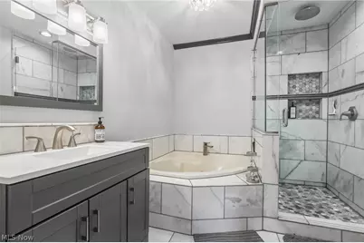 2711 W 39th Street, Lorain, OH 44053 - Photo 17