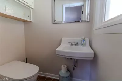 2326 Stanford Drive, Wickliffe, OH 44092 - Photo 23