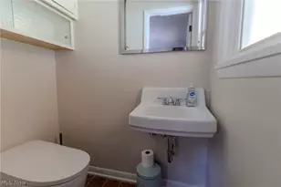 2326 Stanford Dr, Wickliffe, OH 44092 - Photo 23