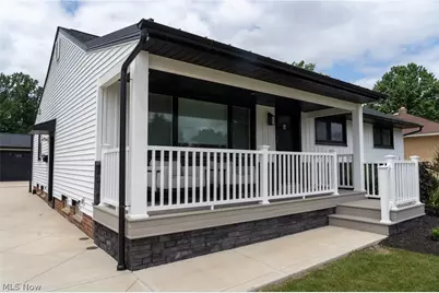 2326 Stanford Drive, Wickliffe, OH 44092 - Photo 3
