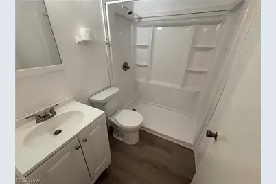 550 Bishop Street #A, Akron, OH 44307 - Photo 5