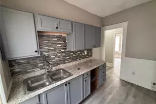 7411 Cornelia Ave, Loveland, OH 44103 - Photo 9