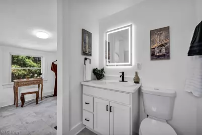 18101 Hiller Avenue, Loveland, OH 44119 - Photo 23