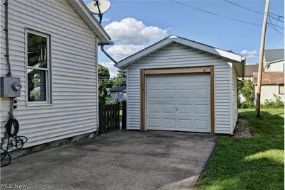 705 N Walnut Street, Dover, OH 44622 - Photo 23