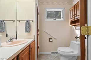 8212 Timber Trail, Chagrin Falls, OH 44023 - Photo 37