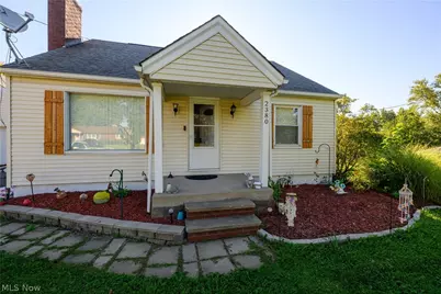 2380 Perry Drive SW, Canton, OH 44706 - Photo 25