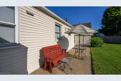 2380 Perry Drive SW, Canton, OH 44706 - Photo 23