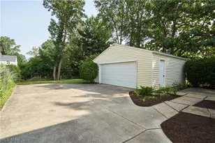 1503 Artman Ave, Akron, OH 44313 - Photo 17