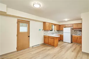 1503 Artman Ave, Akron, OH 44313 - Photo 5