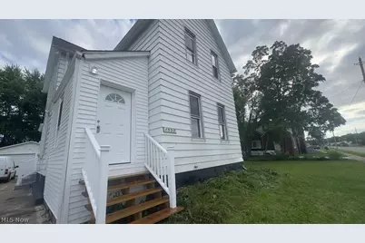 1527 W 19th Street, Lorain, OH 44052 - Photo 1