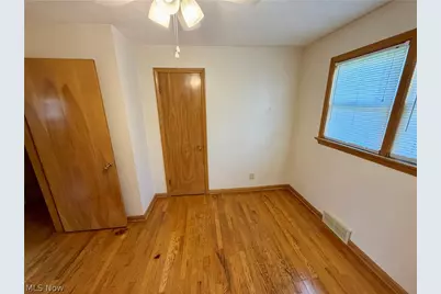 512 Maplewood Avenue, Struthers, OH 44471 - Photo 11