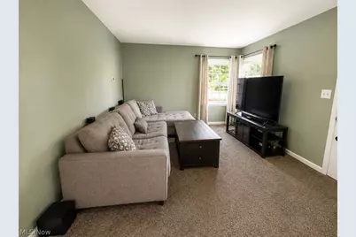 2492 24th Street, Cuyahoga Falls, OH 44223 - Photo 3