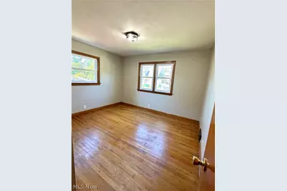 321 Elm Street, Coshocton, OH 43812 - Photo 13