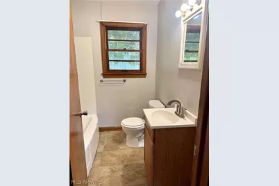 321 Elm Street, Coshocton, OH 43812 - Photo 15