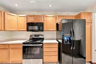 37 Community Dr, Avon Lake, OH 44012 - Photo 9