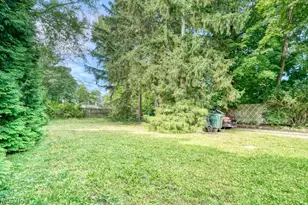 37724 Lakeshore Blvd, Eastlake, OH 44095 - Photo 31