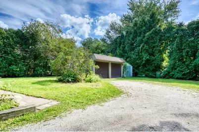 37724 Lake Shore Boulevard, Eastlake, OH 44095 - Photo 29