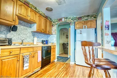37724 Lake Shore Boulevard, Eastlake, OH 44095 - Photo 13