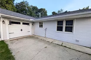 4885 Robinwood Dr, Mentor, OH 44060 - Photo 3