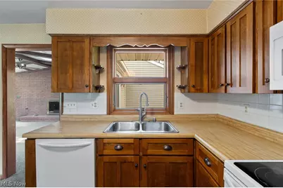 1375 Schrader Road, North Lawrence, OH 44666 - Photo 9
