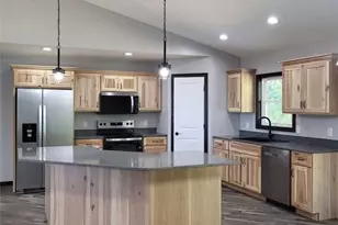 1175 Cyril Ave SW, Massillon, OH 44647 - Photo 5