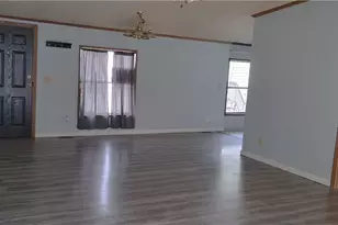 7278 Bennington Pike, Ravenna, OH 44266 - Photo 3
