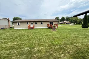 806 Geneva St SW, Sugarcreek, OH 44681 - Photo 23