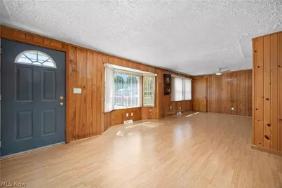 4885 Oster Road, Sheffield Lake, OH 44054 - Photo 17