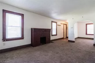 1056 Georgia Ave, Akron, OH 44306 - Photo 3