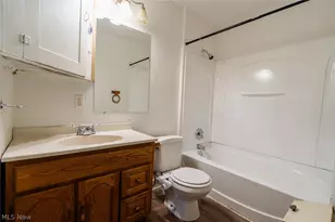 1056 Georgia Ave, Akron, OH 44306 - Photo 17