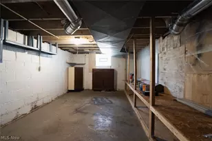 1056 Georgia Ave, Akron, OH 44306 - Photo 27
