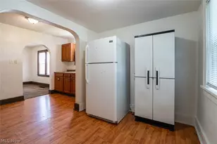 1056 Georgia Ave, Akron, OH 44306 - Photo 11