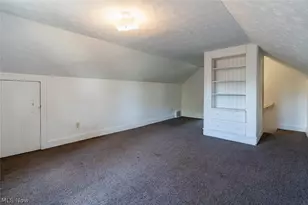 1056 Georgia Ave, Akron, OH 44306 - Photo 19