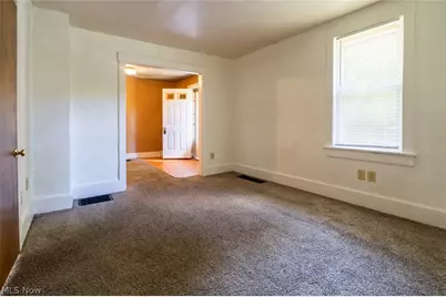 2157 18th Street SW, Akron, OH 44314 - Photo 15