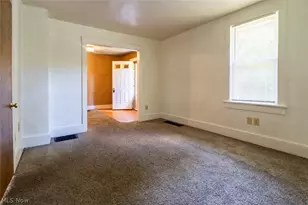 2157 18th St SW, Akron, OH 44314 - Photo 15