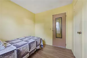 2425 Regentview St NE, Canton, OH 44705 - Photo 19