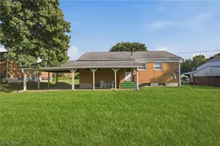 2425 Regentview St NE, Canton, OH 44705 - Photo 7