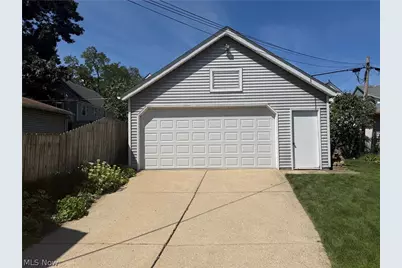 1370 Mathews Avenue, Oakwood, OH 44107 - Photo 27