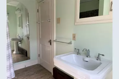 1370 Mathews Avenue, Oakwood, OH 44107 - Photo 15